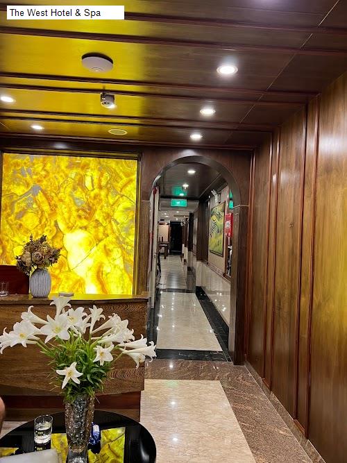 Phòng ốc The West Hotel & Spa