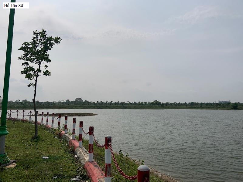 Hồ Tân Xã